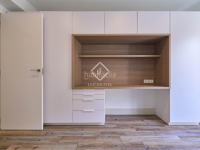 Foto 45ae9848-85ad-4b8c-b83c-5a6b1beb6fd9. Lloguer pis amb calefacció a Gran Via Valencia