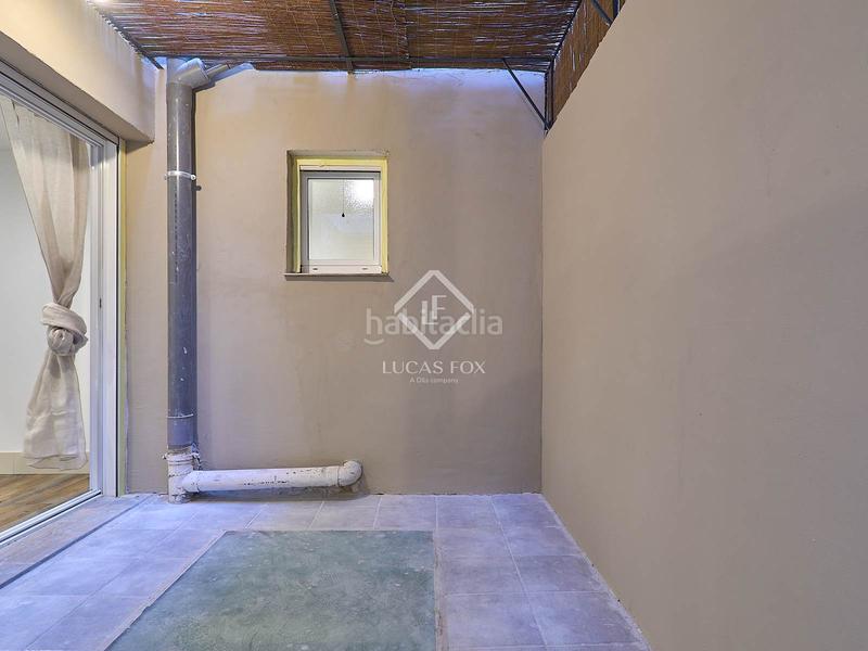 Foto 5394d182-4ae1-433d-8f41-0aff971a5924. Lloguer pis amb calefacció a Gran Via Valencia