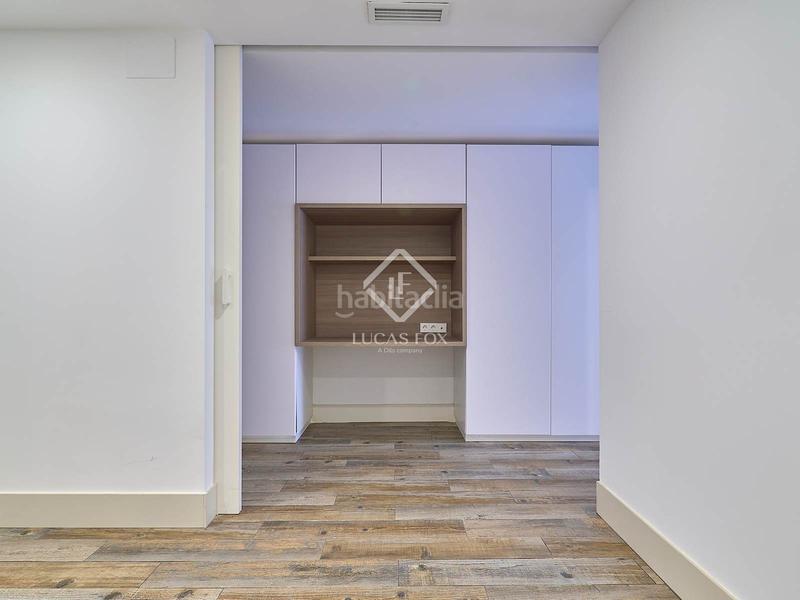 Foto abf1862c-e270-4850-ac26-65f38d6a10bd. Lloguer pis amb calefacció a Gran Via Valencia