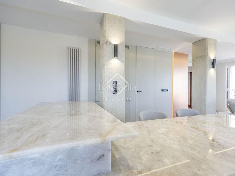 Foto 18226548-621e-4102-af98-acdef3e0e1ff. Rent penthouse with heating in El Carme Valencia