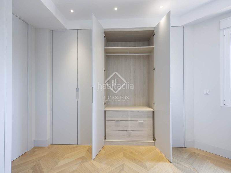 Foto 324f4464-4b0f-4b83-8fbf-b10ce70e7b7d. Rent penthouse with heating in El Carme Valencia