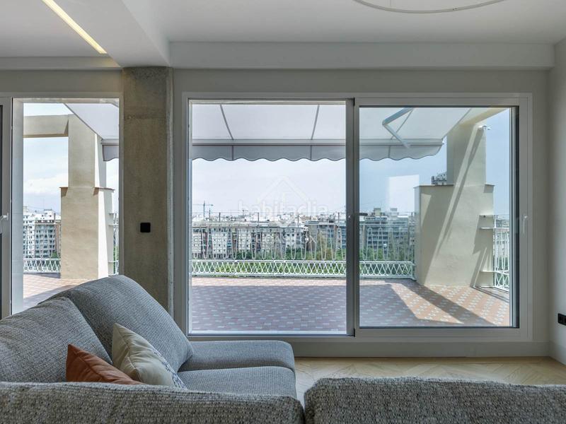 Foto 91176a9e-b0f3-47a5-9c6b-9093ad13247c. Rent penthouse with heating in El Carme Valencia