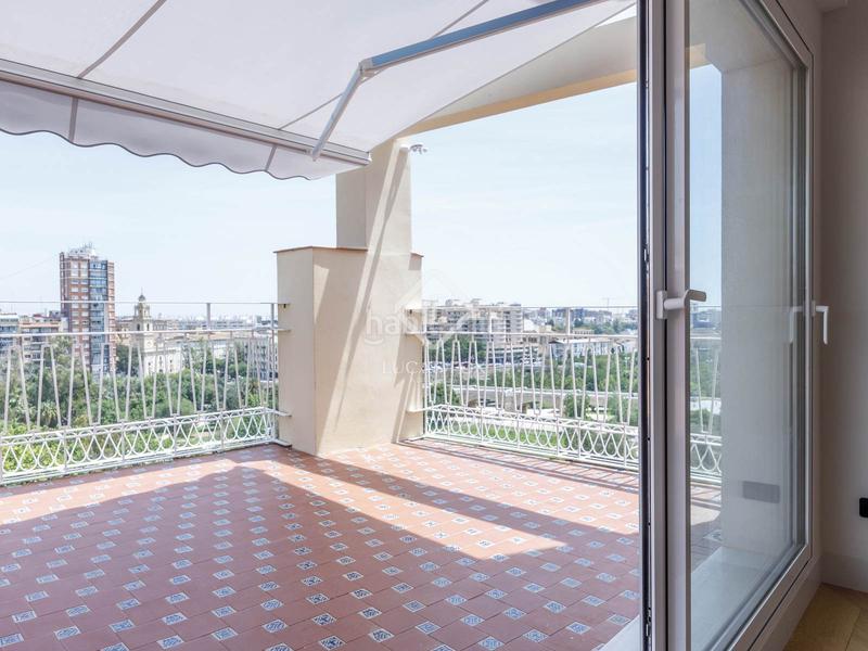 Foto ae528718-adfd-49b3-b4f2-58919a10b80c. Rent penthouse with heating in El Carme Valencia
