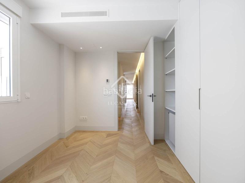 Foto d3e55d6c-e4e7-4039-b2e2-ab613f1092ce. Rent penthouse with heating in El Carme Valencia