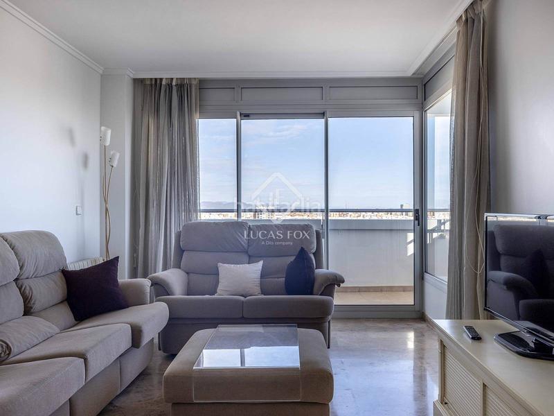 Foto 24132c07-97b9-40a3-9206-f1350fad91d9. Rent flat with heating parking pool in Penya-Roja - Avda. Francia Valencia