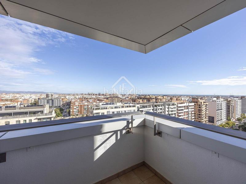 Foto 270f21fc-f81d-414a-9727-af141bc381c4. Rent flat with heating parking pool in Penya-Roja - Avda. Francia Valencia