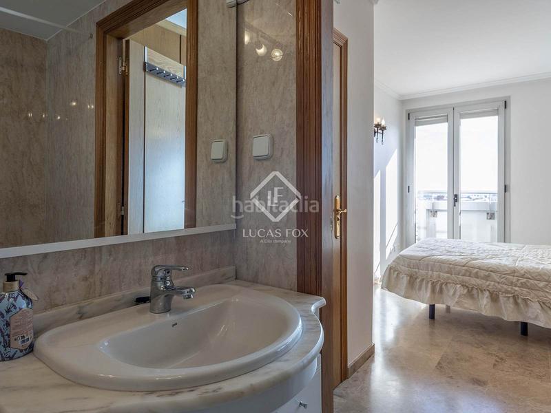 Foto 65cc031b-e6c2-4778-863b-b3100dfef745. Rent flat with heating parking pool in Penya-Roja - Avda. Francia Valencia