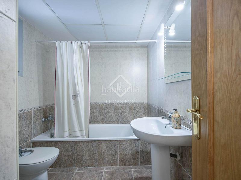 Foto 7f84598d-50f0-4f43-a618-abdf7b678f5d. Rent flat with heating parking pool in Penya-Roja - Avda. Francia Valencia