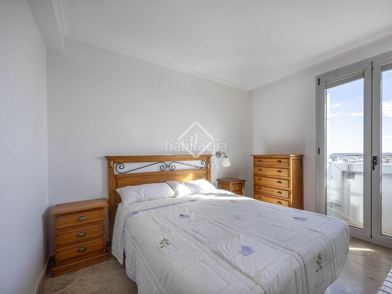 Foto f5a58dc8-9b51-4ea8-98ea-e59eca72f71a. Rent flat with heating parking pool in Penya-Roja - Avda. Francia Valencia