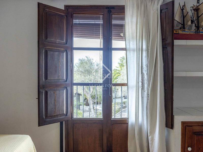 Foto 02a1e798-1670-43bf-8476-f5a0e31d965e. Chalet con riscaldamento parcheggio piscina in San Antonio de Benagéber