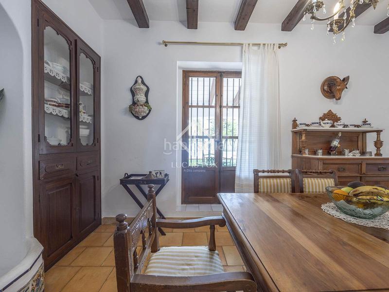 Foto 543143b1-a08c-4a16-842d-ed3f8c030c53. Chalet con riscaldamento parcheggio piscina in San Antonio de Benagéber