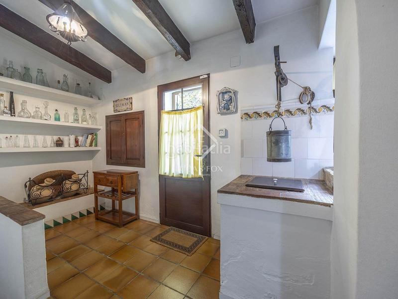 Foto 6e0fdf78-4ff6-4d86-adea-ac70468d2e4e. Chalet con riscaldamento parcheggio piscina in San Antonio de Benagéber