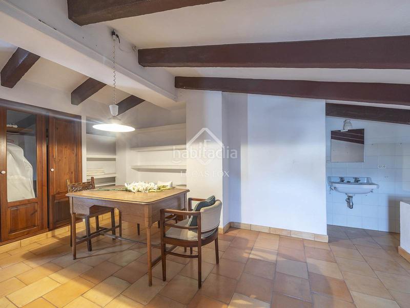 Foto 74713f19-ea0e-4cf7-9044-dffca4f6c4dc. Chalet con riscaldamento parcheggio piscina in San Antonio de Benagéber