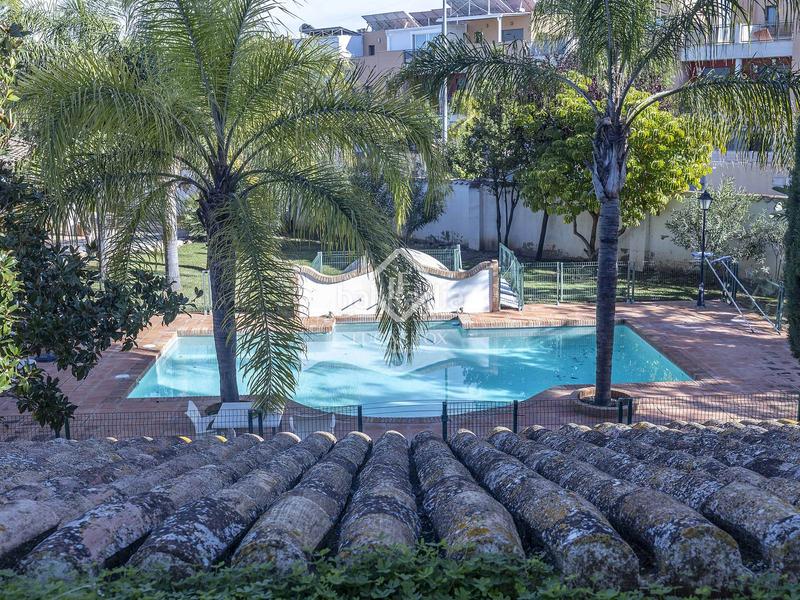 Foto 756dee16-6b33-42f4-bf39-05e4aa96d894. Chalet con riscaldamento parcheggio piscina in San Antonio de Benagéber