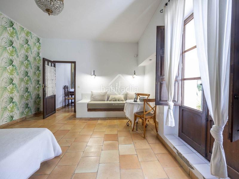 Foto 7ea1b6c9-bf69-42ce-9f38-00b970bfa4aa. Chalet con riscaldamento parcheggio piscina in San Antonio de Benagéber