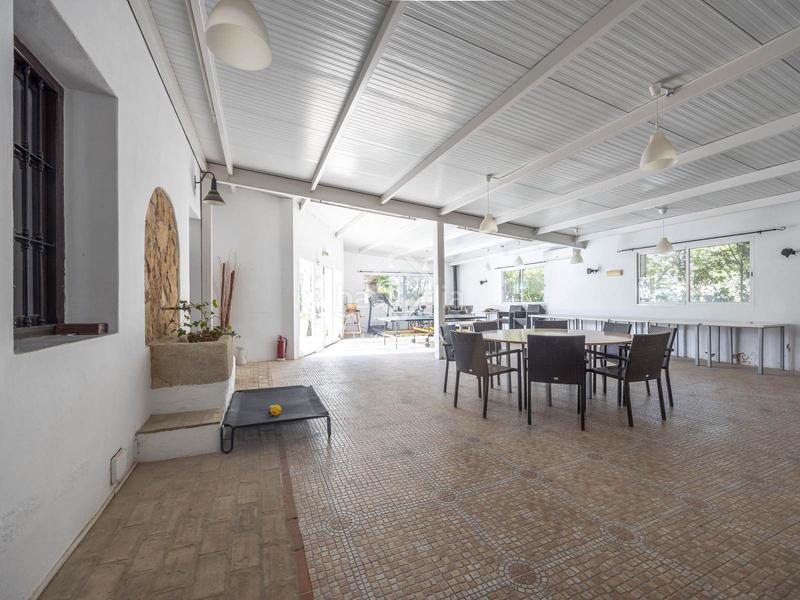 Foto 90f50d9e-7788-4b38-8958-1152d5c583e3. Chalet con riscaldamento parcheggio piscina in San Antonio de Benagéber