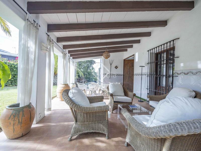 Foto 9d5da010-6be0-4845-906d-ad1dde074e2d. Chalet con riscaldamento parcheggio piscina in San Antonio de Benagéber