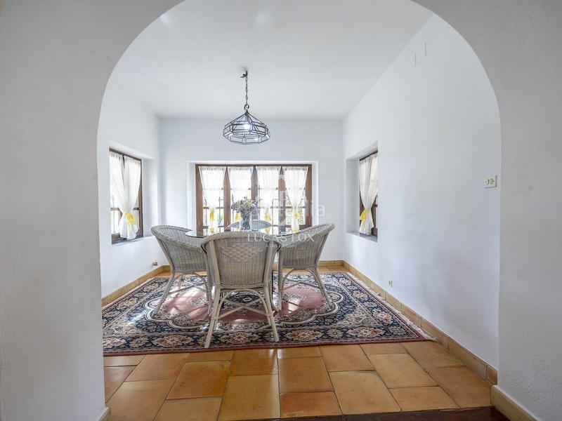 Foto cfe74a69-f012-4b46-a1be-92a9f7b92d12. Chalet con riscaldamento parcheggio piscina in San Antonio de Benagéber