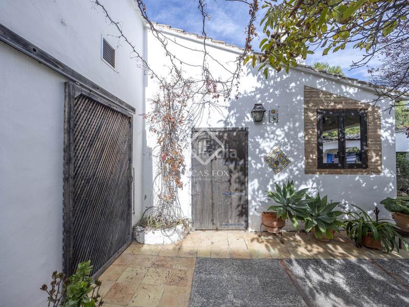 Foto d38b6a4b-56f3-41dd-8cd5-c466750b316b. Chalet con riscaldamento parcheggio piscina in San Antonio de Benagéber