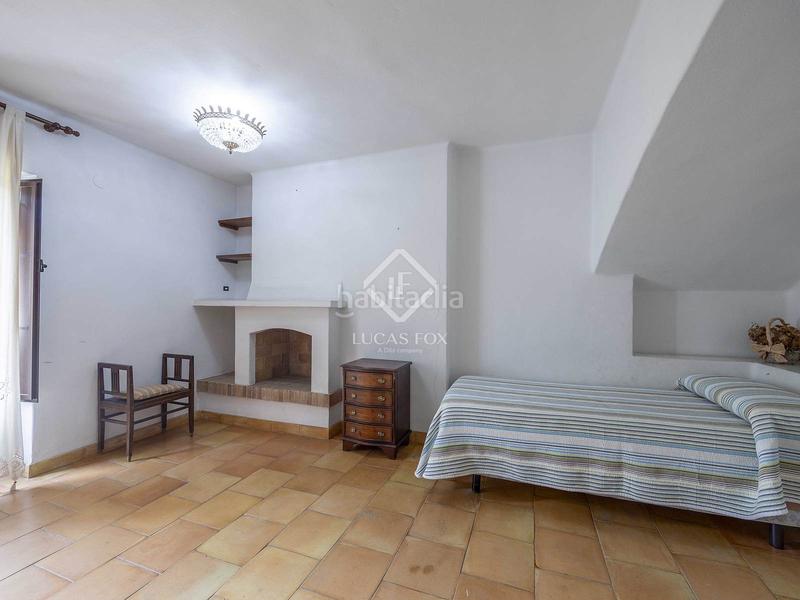 Foto e8eaa95f-5059-4973-b415-a59cbebb9ea8. Chalet con riscaldamento parcheggio piscina in San Antonio de Benagéber