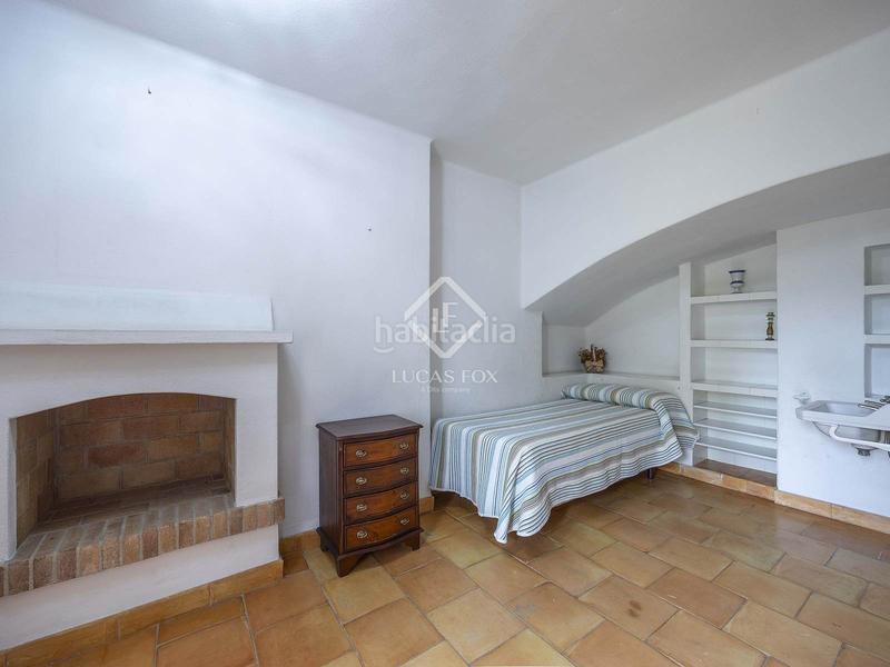 Foto efda346e-bb93-4e0a-94e4-19c78a7985d1. Chalet con riscaldamento parcheggio piscina in San Antonio de Benagéber