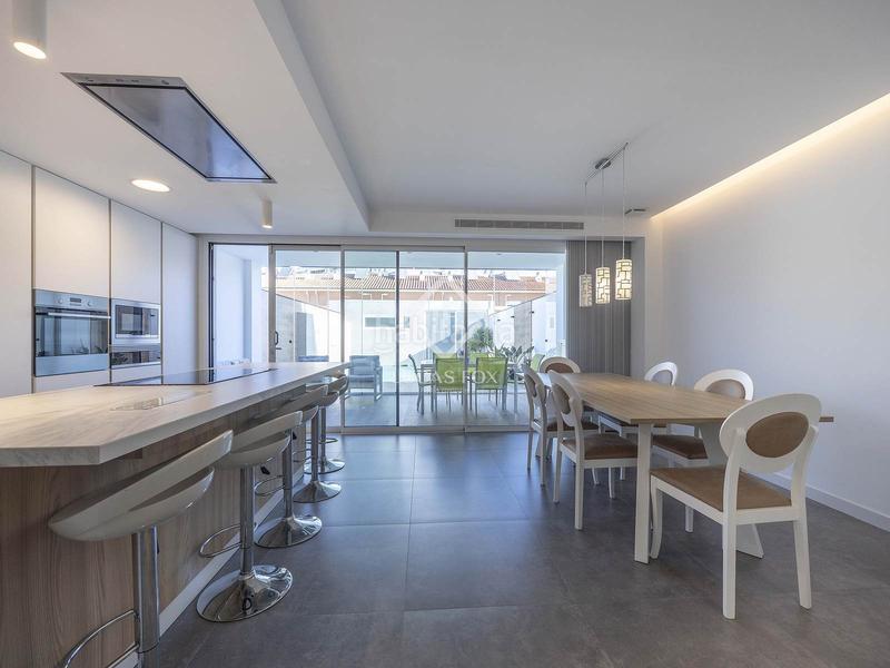 Foto 4cf155e8-ab1d-4d2d-8851-0d83171f2ab9. Chalet with heating parking pool in Canet d´en Berenguer