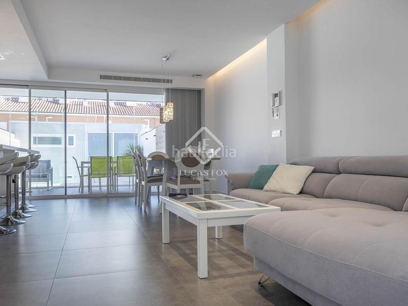 Foto 9a8ae1e9-3f3d-47b4-be37-708ad206ce92. Chalet with heating parking pool in Canet d´en Berenguer