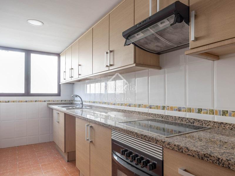 Foto 59627015-9d67-41e4-bc50-75060b300b77. Rent flat with heating in Aiora Valencia