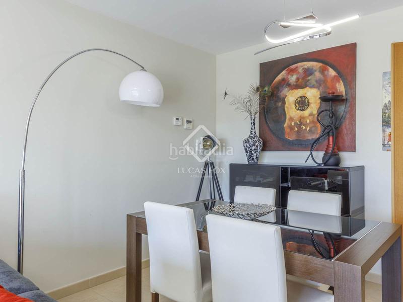 Foto 2e553220-3df9-44ae-87a5-9c1e335b2250. Affitto chalet con parcheggio piscina in San Antonio de Benagéber