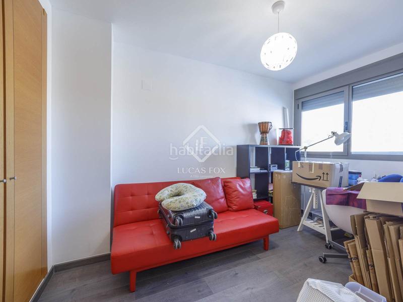 Foto e7e18bbf-ae35-44de-b066-c1f20df91b96. Affitto chalet con parcheggio piscina in San Antonio de Benagéber