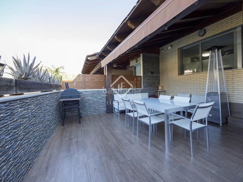 Foto 7b23d9f5-4d24-4430-a492-521e433c692a. Location chalet avec parking piscine dans San Antonio de Benagéber