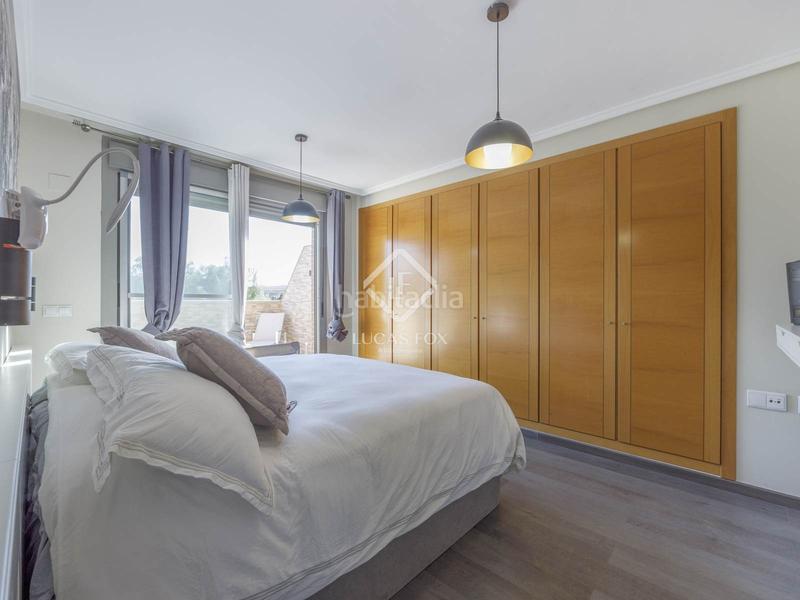 Foto 814ba2d4-3988-4dbc-a9f1-37359db46485. Location chalet avec parking piscine dans San Antonio de Benagéber