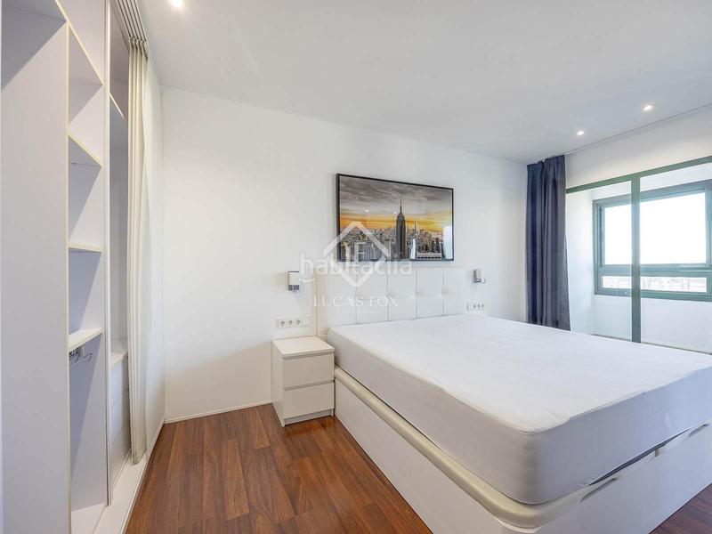 Foto bee64f46-84e1-498c-b00a-8f8d7f77657e. Penthouse with parking pool in Ciutat de les Ciències i de les Arts - Justicia Valencia