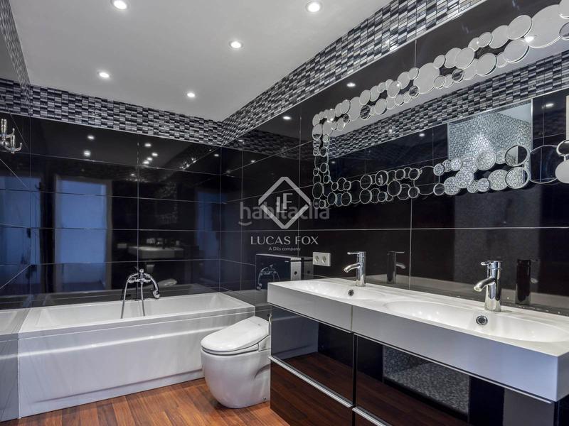 Foto cae47a9f-a488-41bb-bb01-e6ae72a67257. Penthouse with parking pool in Ciutat de les Ciències i de les Arts - Justicia Valencia