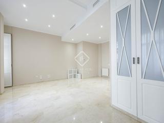 Location Appartement à Gran Via. Piso en excelentes condiciones de 2 dormitorios en alquiler en g