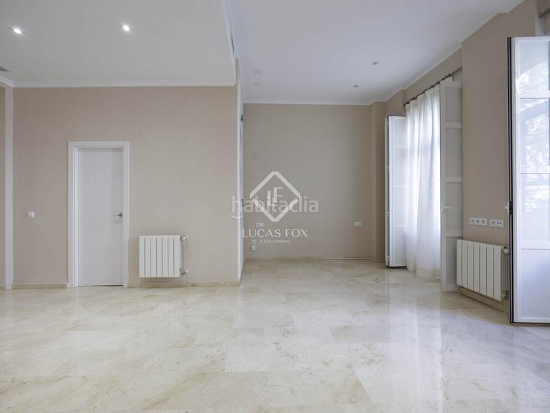 Foto 4d190f7e-cd05-44e6-81a8-432109b88eaf. Location appartement avec chauffage parking dans Gran Via Valencia