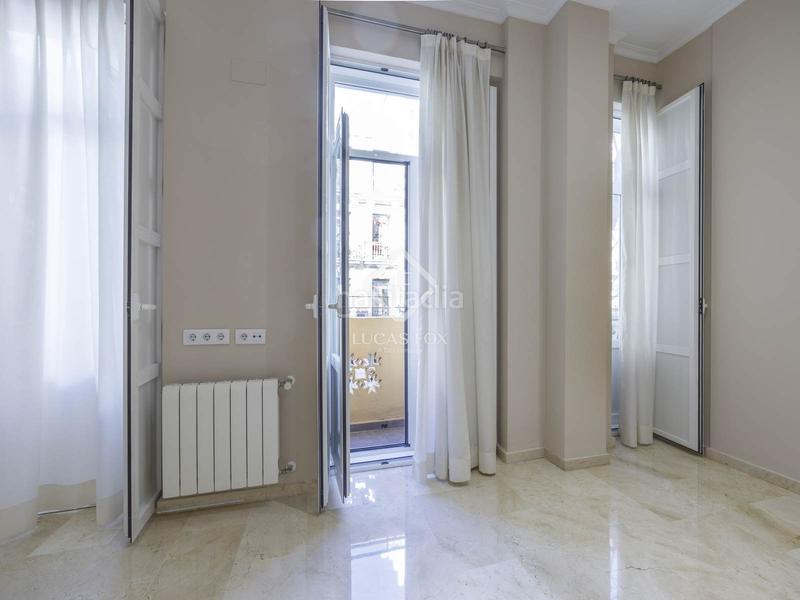 Foto ecf49c1c-ac22-4c0b-8b4d-938720636fa1. Miete etagenwohnung mit heizung parking in Gran Via Valencia