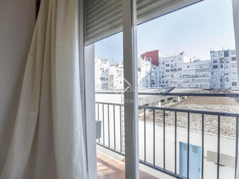 Foto b912bb50-bc7b-4e4b-92c2-dcfa2287e2bd. Rent flat with heating parking in Gran Via Valencia