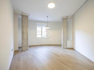 Location Appartement à Russafa. Piso en excelentes condiciones de 2 dormitorios en alquiler en g