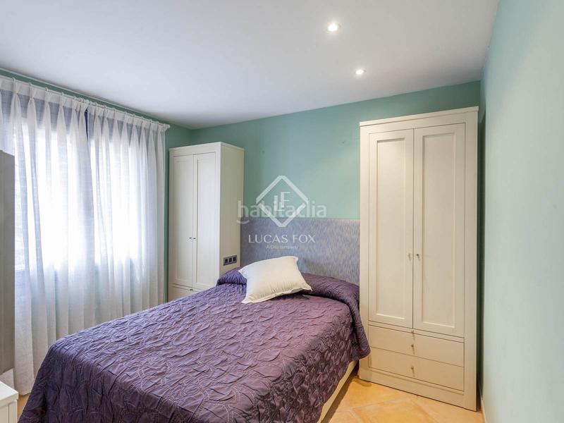 Foto 09e30a79-1c58-493c-8dbd-b0e89146bbe2. Xalet amb calefacció aparcament piscina a El Perellonet Valencia