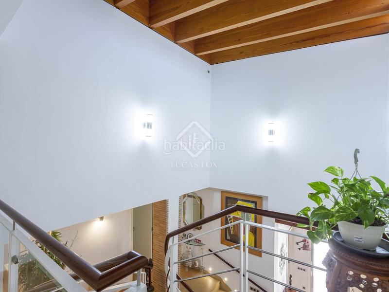 Foto 9020366f-a0ac-4ed3-b6b4-2c1e7ff961c6. Xalet amb calefacció aparcament piscina a El Perellonet Valencia