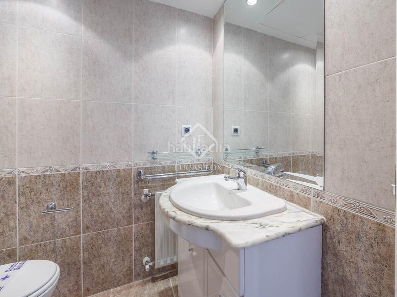 Foto 5af2d77e-206d-4bbf-b37a-6090bfc2953f. Location appartement avec chauffage parking piscine dans Valencia