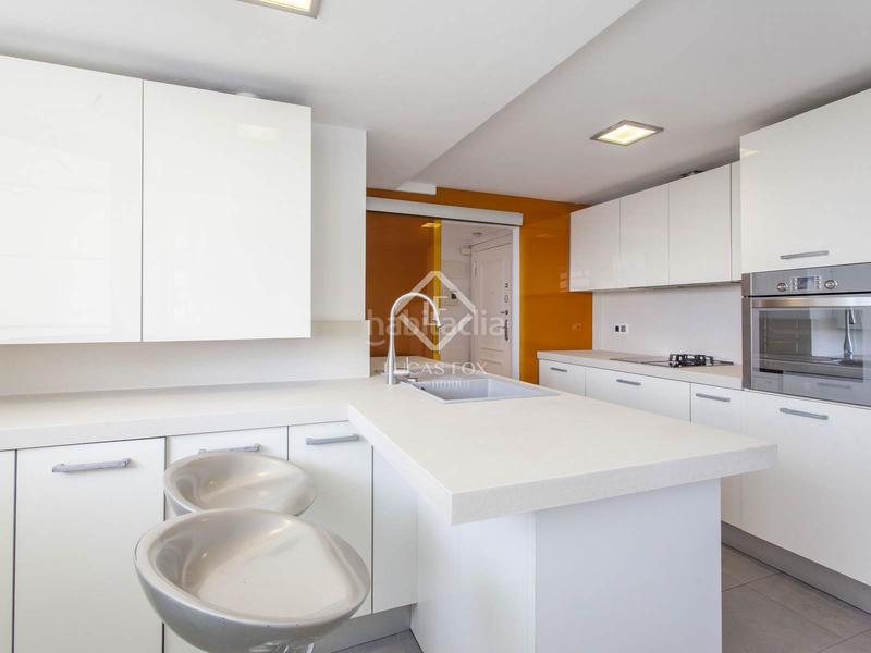 Foto 5bef432f-65b9-496b-9cb5-75aec89c2e62. Location appartement avec chauffage parking piscine dans Valencia