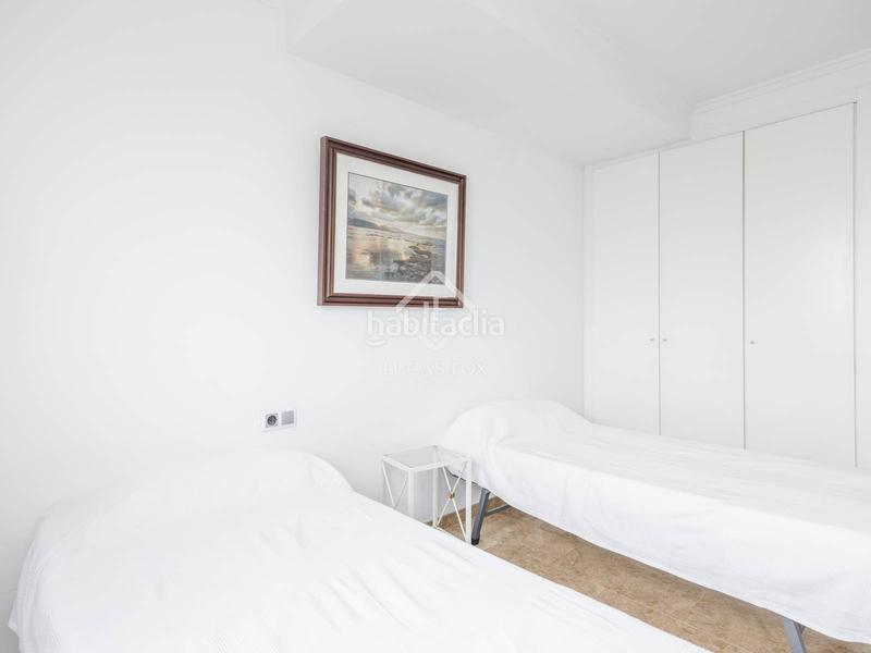 Foto 7961d1a4-7cfb-4cf1-b868-d05096a76c38. Location appartement avec chauffage parking piscine dans Valencia