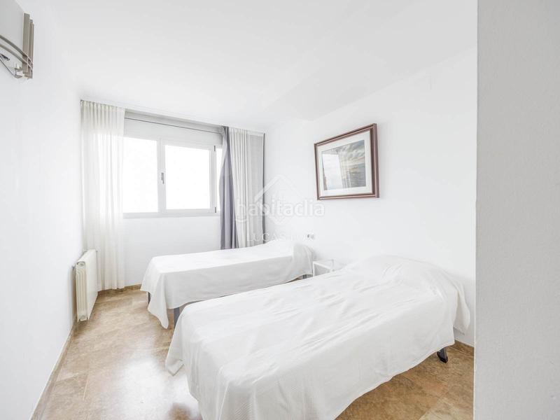 Foto 8281ff05-77c0-4d42-bd30-e84f8bcd9a49. Location appartement avec chauffage parking piscine dans Valencia