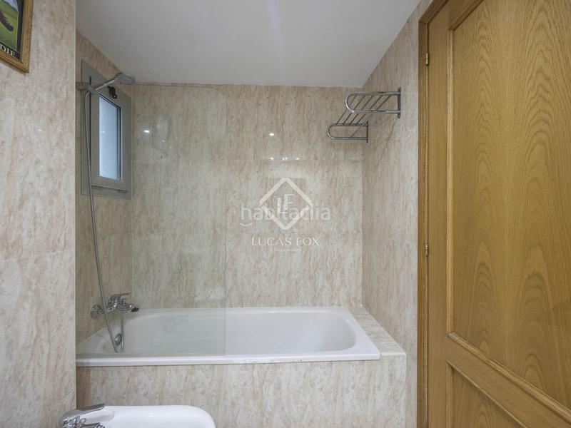 Foto 2a9367b8-8385-4bbb-bf24-fc70b2f1fc80. Rent flat in Penya-Roja - Avda. Francia Valencia