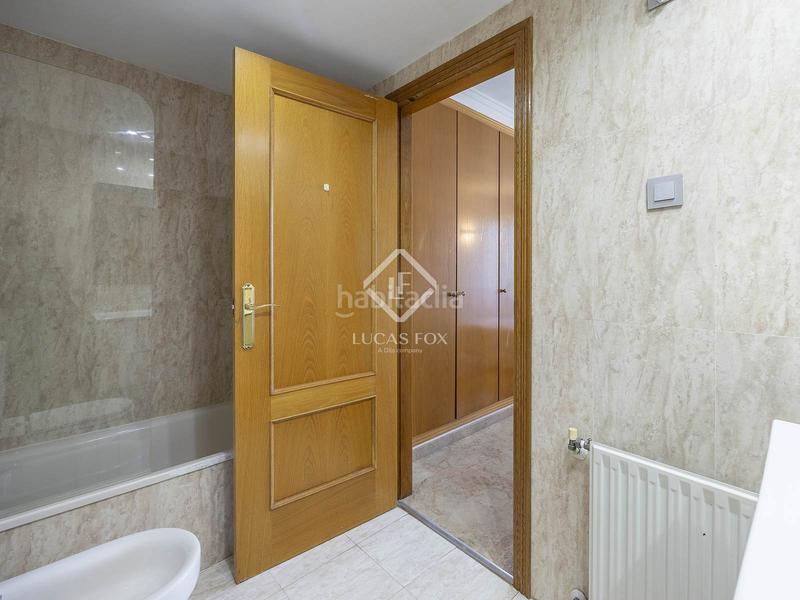 Foto d6b25a92-808b-415b-a6c4-e1563abf1967. Rent flat in Penya-Roja - Avda. Francia Valencia