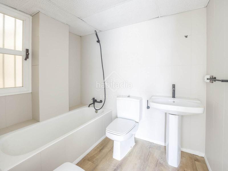 Foto bfc3785f-92b6-4ea0-a67e-a455f7cdc2b1. Location appartement avec chauffage parking dans Arrancapins Valencia