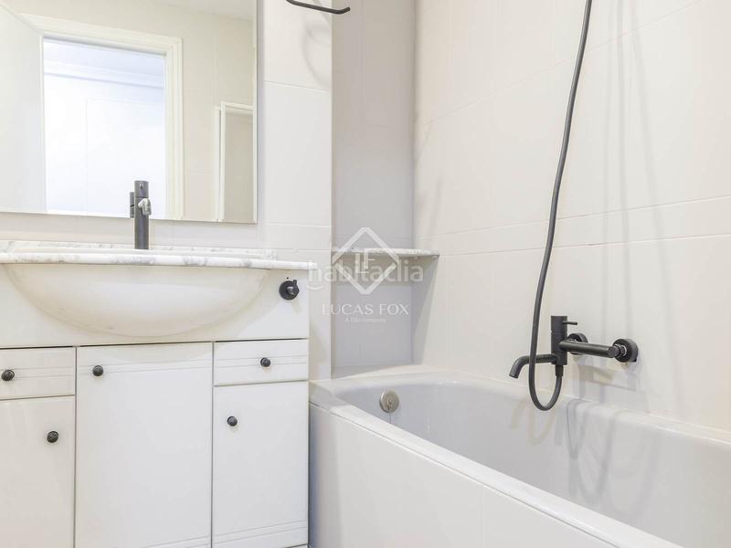 Foto a79ae8ca-9a9e-4b20-a637-cf0a5081ce18. Rent flat with heating parking in Arrancapins Valencia