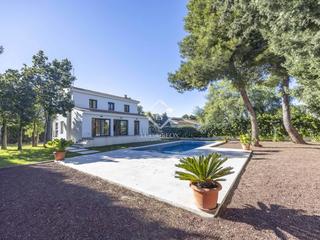 Chalet en San Antonio de Benagéber. Casa  villa de obra nueva de 4 dormitorios en venta en san anton